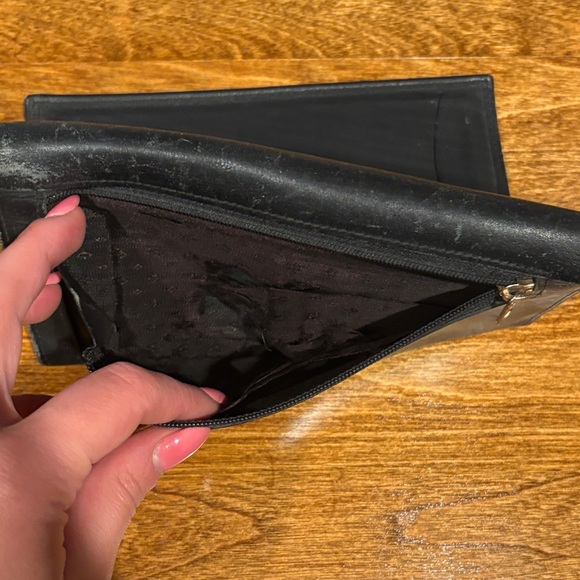 Vintage Coach Leather Wallet - Picture 4 of 4